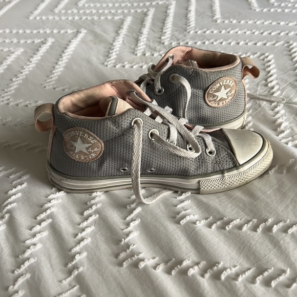 pretty clean, as well as new, just grew out of them nothing wrong with them! ❤️ - Picture 2 of 4